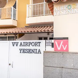 Yesenia Vv Airport Apartment El Matorral